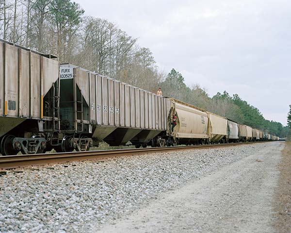 Justine Kurland, Waldo Farm Train Hoppers, 2011 Courtesy the artist and Mitchell-Innes & Nash