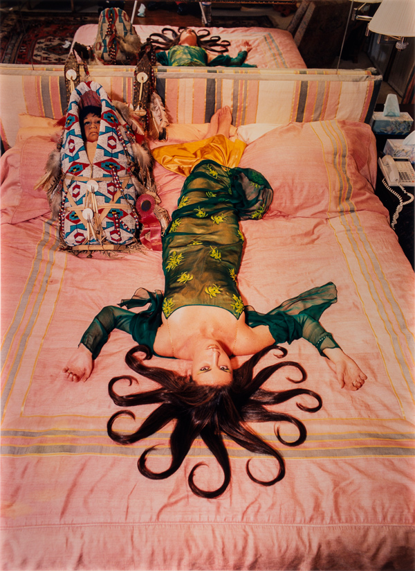 Daniela-Rossell,-Medusa,-1999