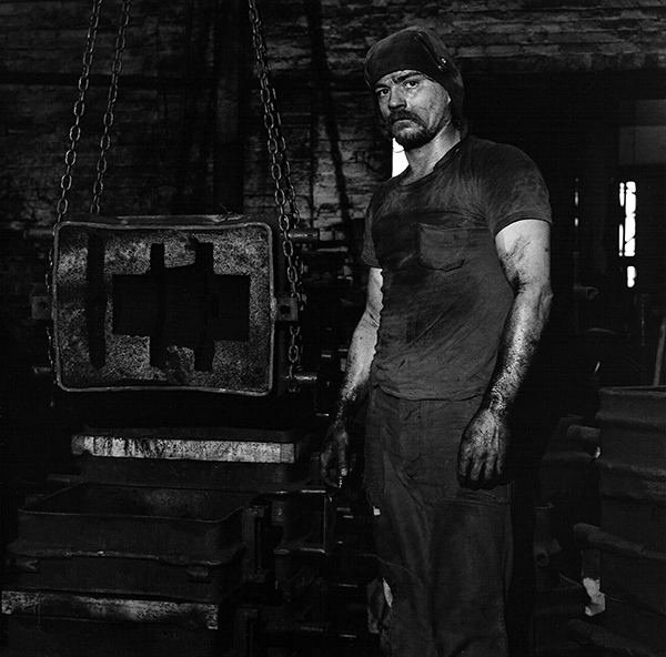 Milton Rogovin, Working People, Amherst Foundry, 1978-87 Courtesy the Rogovin Collection