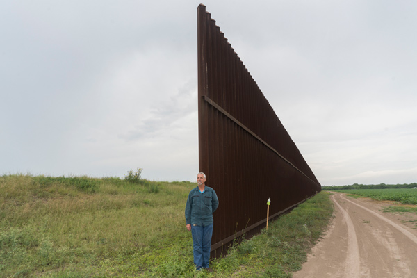 Peter van Agtmael, Max Pons, a biologist and manager of the Nature Conservancy in Brownsville, where the land is bisected by a border fence, Brownsville, Texas, 2016. © the artist/Magnum Photos