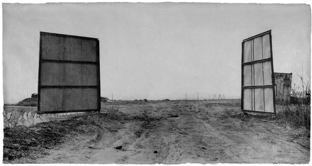 Open gate. Jungjin Lee, Wind