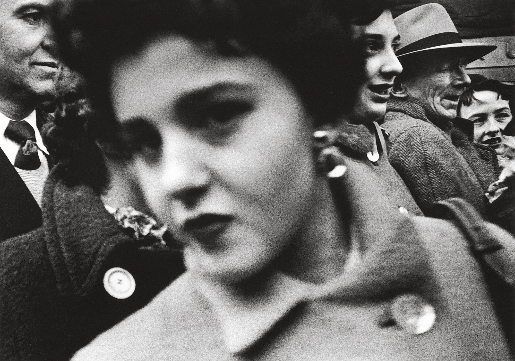 William Klein, <em>Big face in crowd, St. Patrick’s Day, Fifth Avenue, New York</em>, 1955″>
		</div>
		<div class=