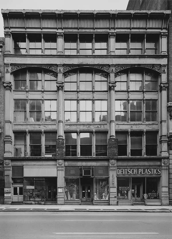 Bevan Davies, 480 Broadway, New York, 1975.Courtesy the artist and Deborah Bell Photographs, New York