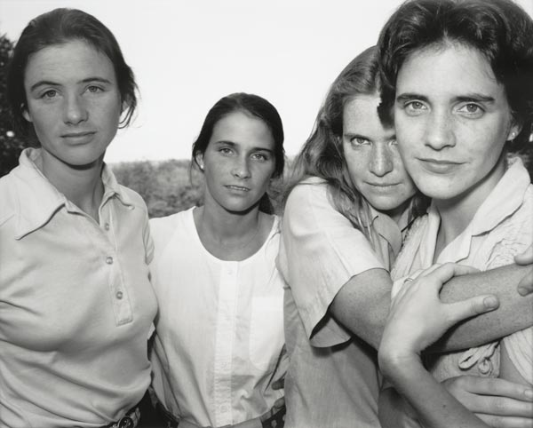 Nicholas Nixon, The Brown Sisters, East Greenwich, Rhode Island, 1980; gelatin silver print; 8 x 10 in. (20.32 x 25.4 cm); Fractional and promised gift of Carla Emil and Rich Silverstein; © Nicholas Nixon, courtesy Fraenkel Gallery, San Francisco and Yossi Milo Gallery, New York