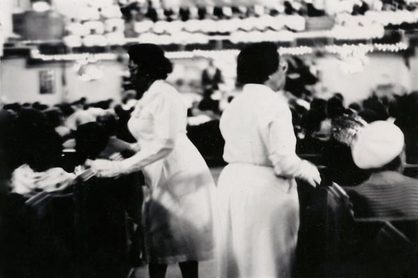 Ming Smith, Pass the Plate, Harlem, 1972. Courtesy the artist