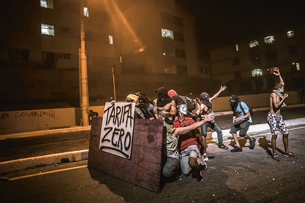 Mídia Ninja, Barricade protesting the FIFA Confederations Cup Brazil, Belo Horizonte, Minas Gerais, from the project Ruas de Junho (June Streets), 2013 Courtesy the artist