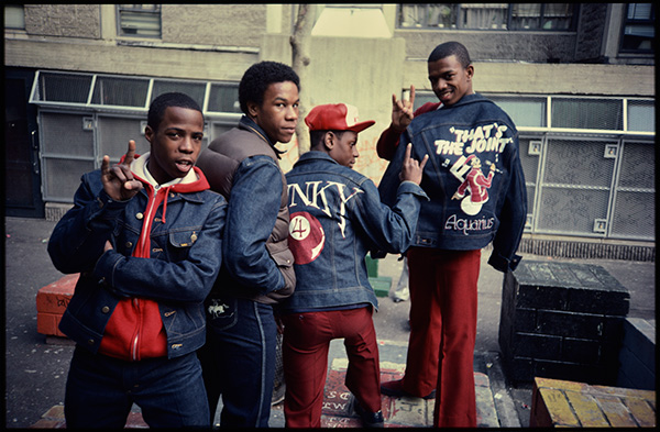 Charlie Ahearn, Funky Four in their Bronx neighborhood from the series Scratch Ecstasy, 1980 © the artist and courtesy P.P.O.W