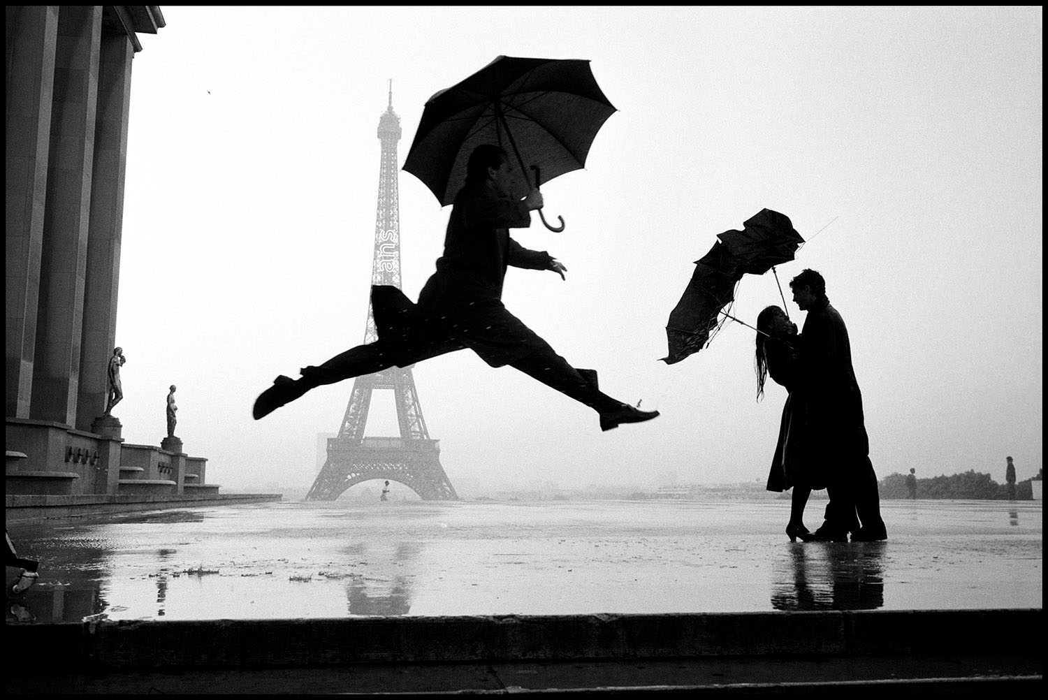 Elliott Erwitt, Paris, France