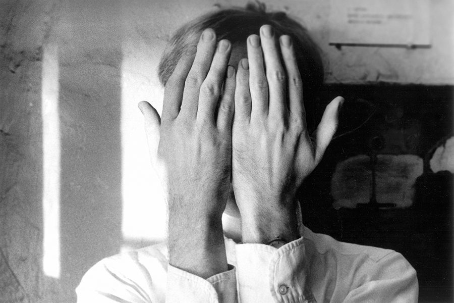 Andy-Warhol-hands-in-front-of-face Andy-Warhol-hands-in-front-of-face