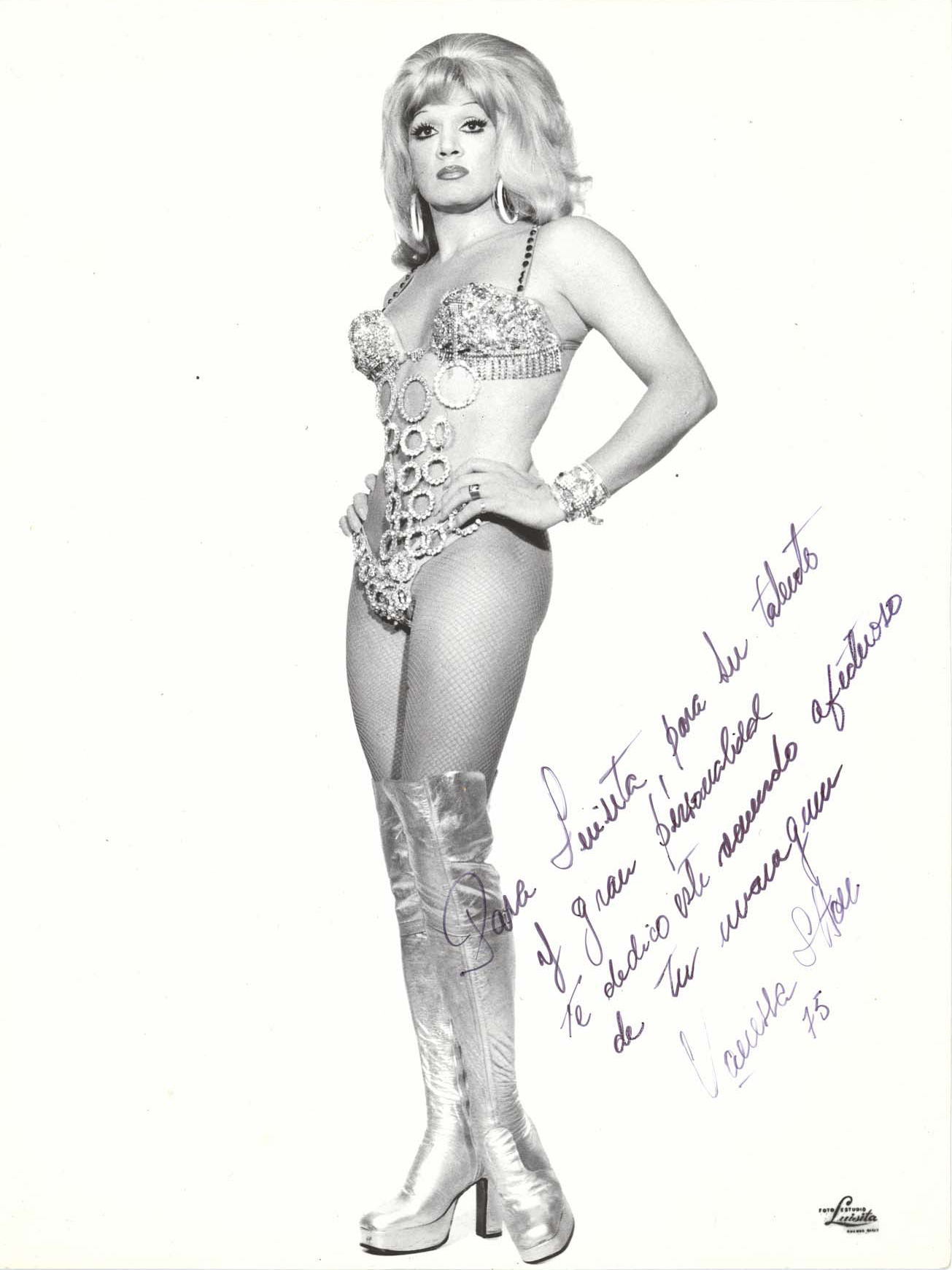 Autographed photograph of Argentine trans performer Vanessa Show, 1976