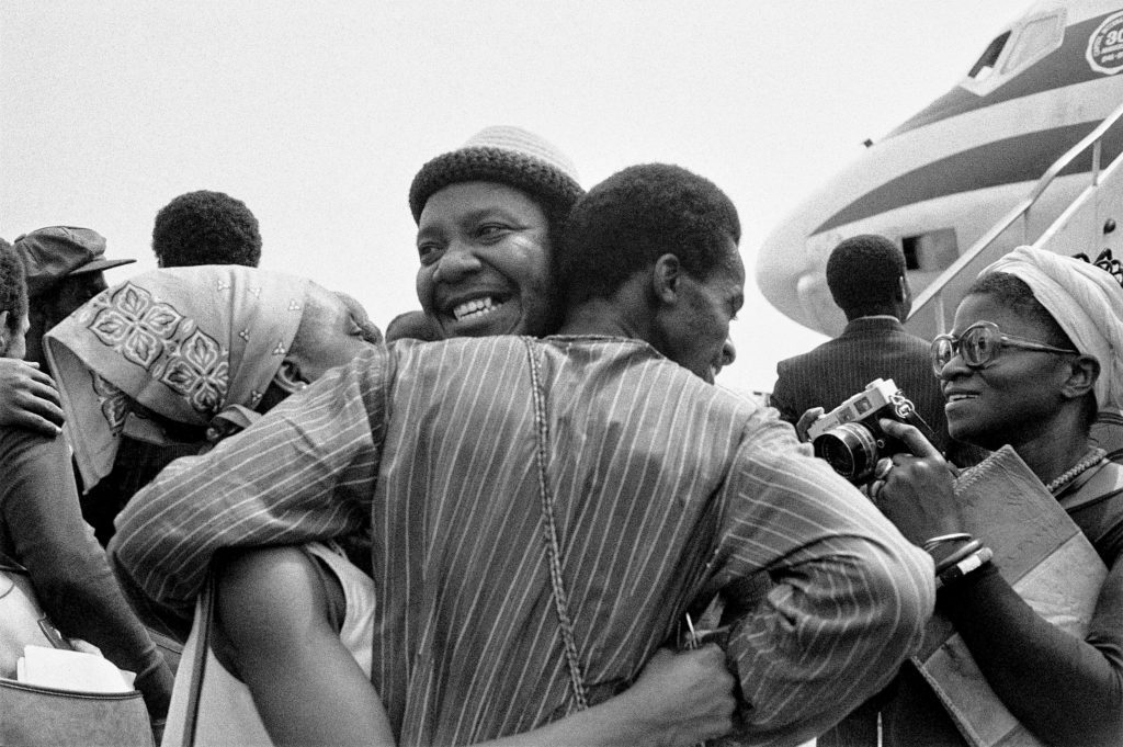 Marilyn Nance, Mid-festival, the first contingent of FESTAC ’77 U.S. participants greets the second U.S. contingent at the Lagos airport, 1977