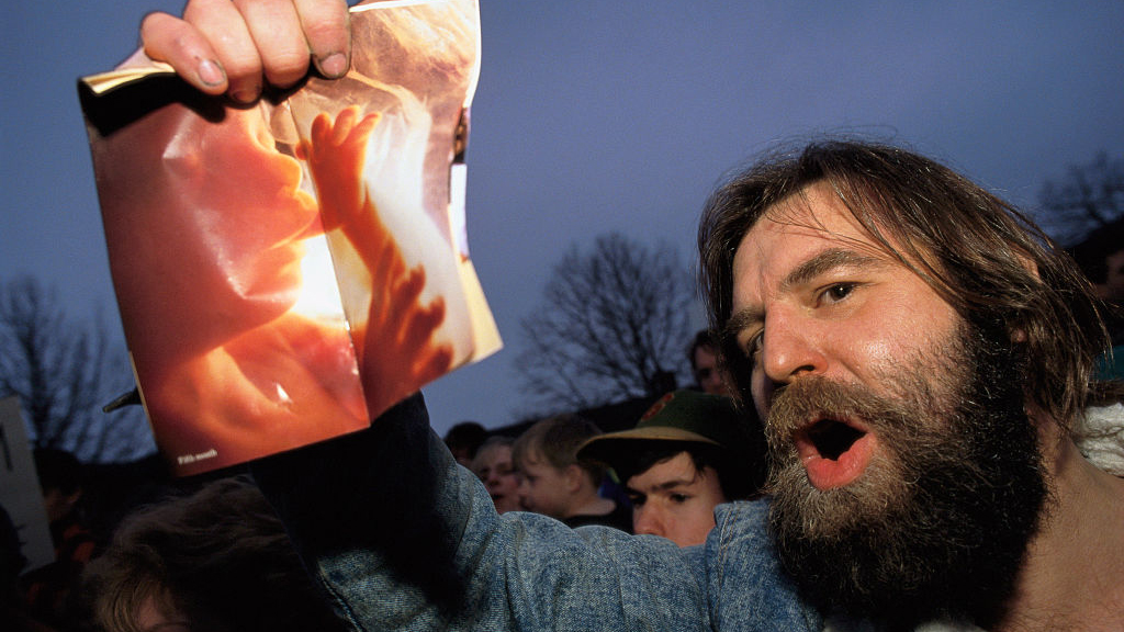 How Conservatives Weaponized Photographs in the Campaign against Abortion - Vimarsana News