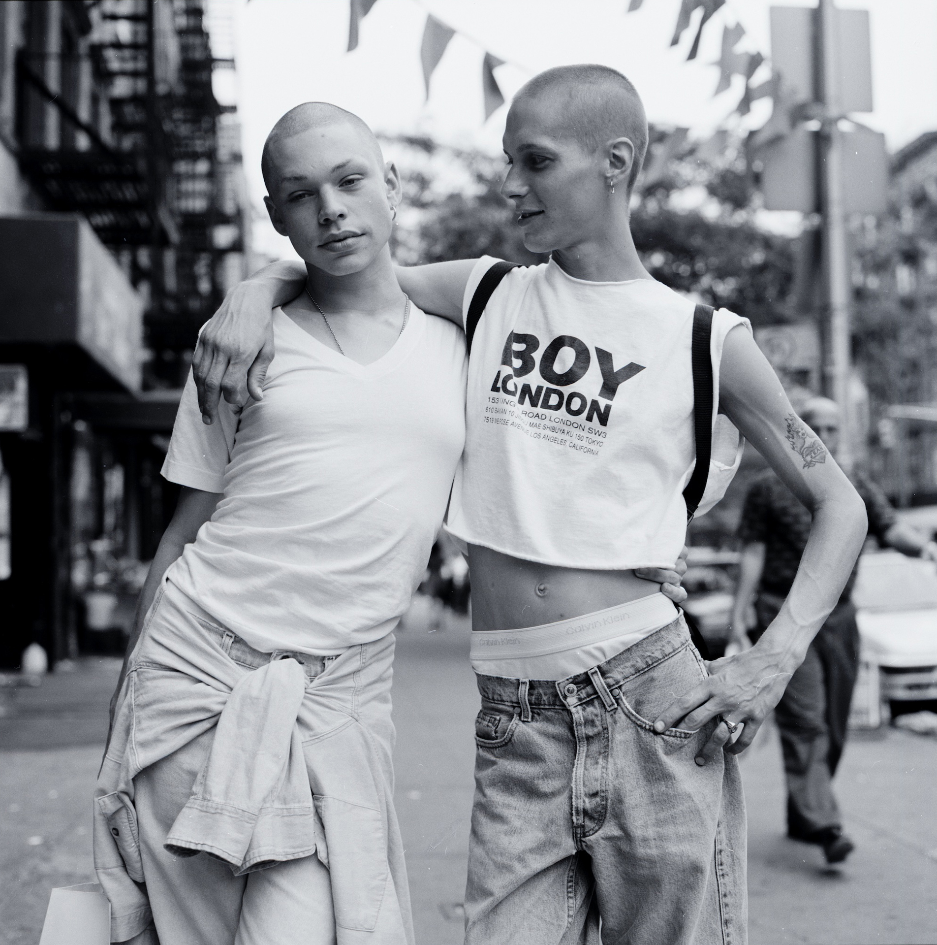 Janette Beckman, <em>Jean and Chris, East Village, New York City</em>, 1995
<br>Courtesy the artist”>
		</div>
		<div class=