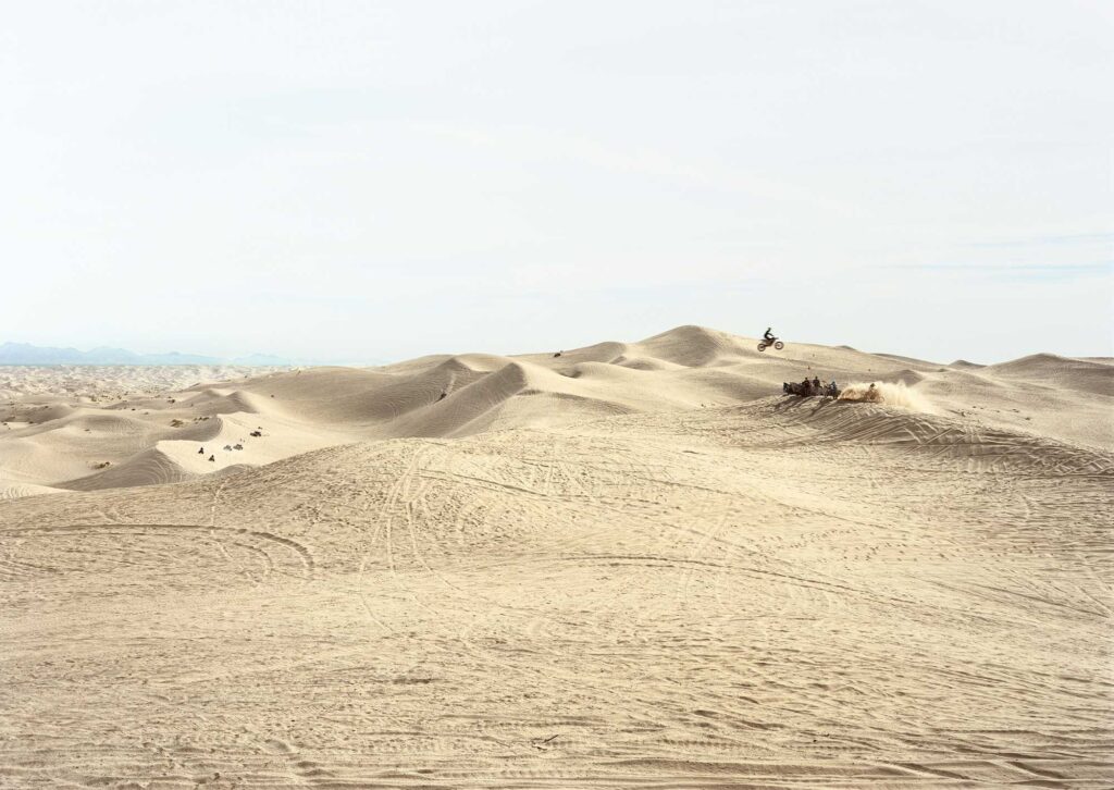 Victoria Sambunaris, Untitled (jump), Glamis, CA, 2020