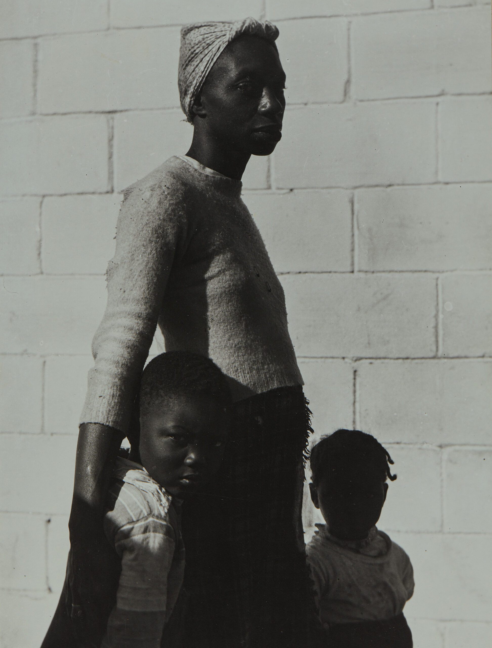 Consuelo Kanaga, <em>She Is a Tree of Life</em>, 1950″>
</div>
<div class=