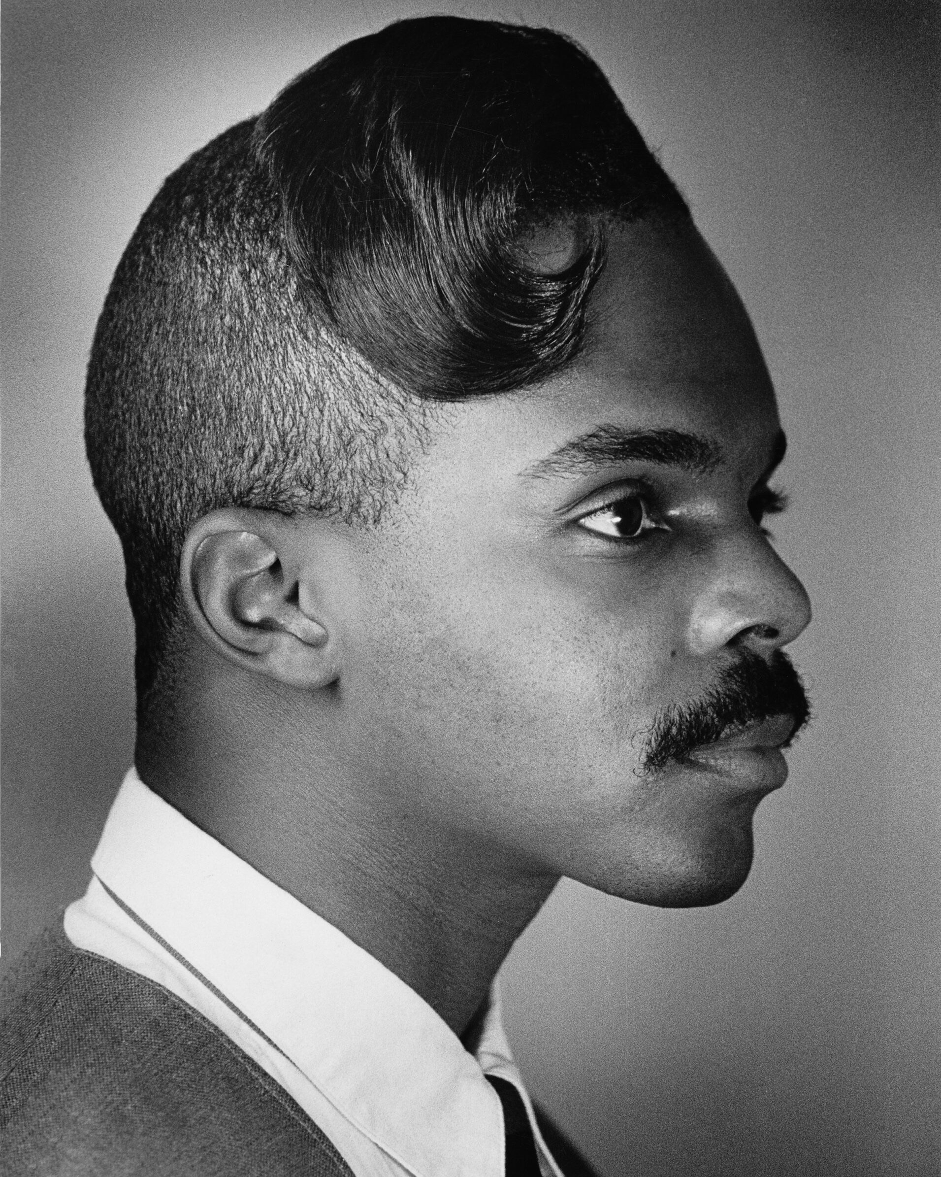 Coreen Simpson, <em>Man with Curl</em>, 1990s, from the series <em>B-Boys</em>, from <em>Coreen Simpson: A Monograph</em> (Aperture, 2025)
“>
		</div>
		<div class=