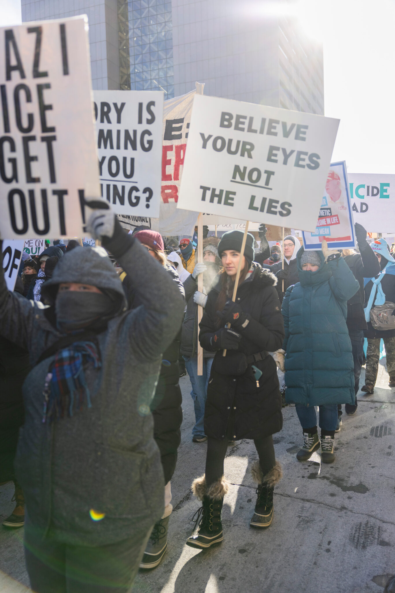 Inside a Minneapolis Newspaper’s Coverage of the ICE Raids