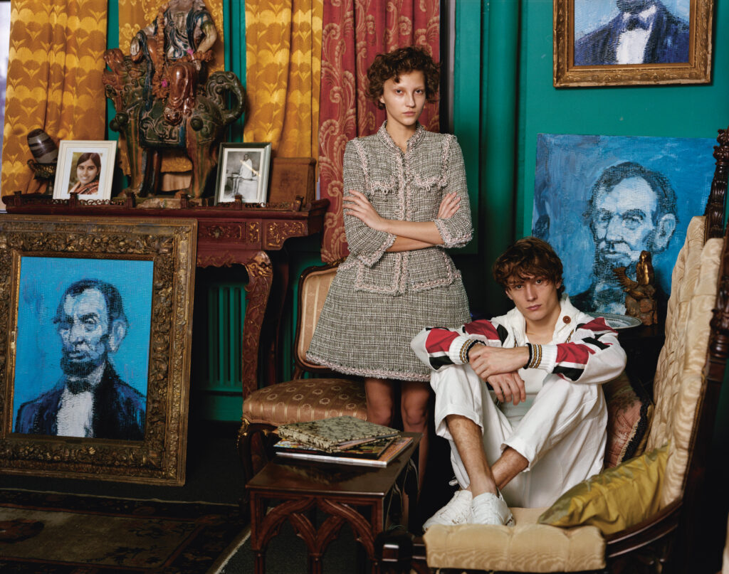 tina-barney-lincoln-room-pop
